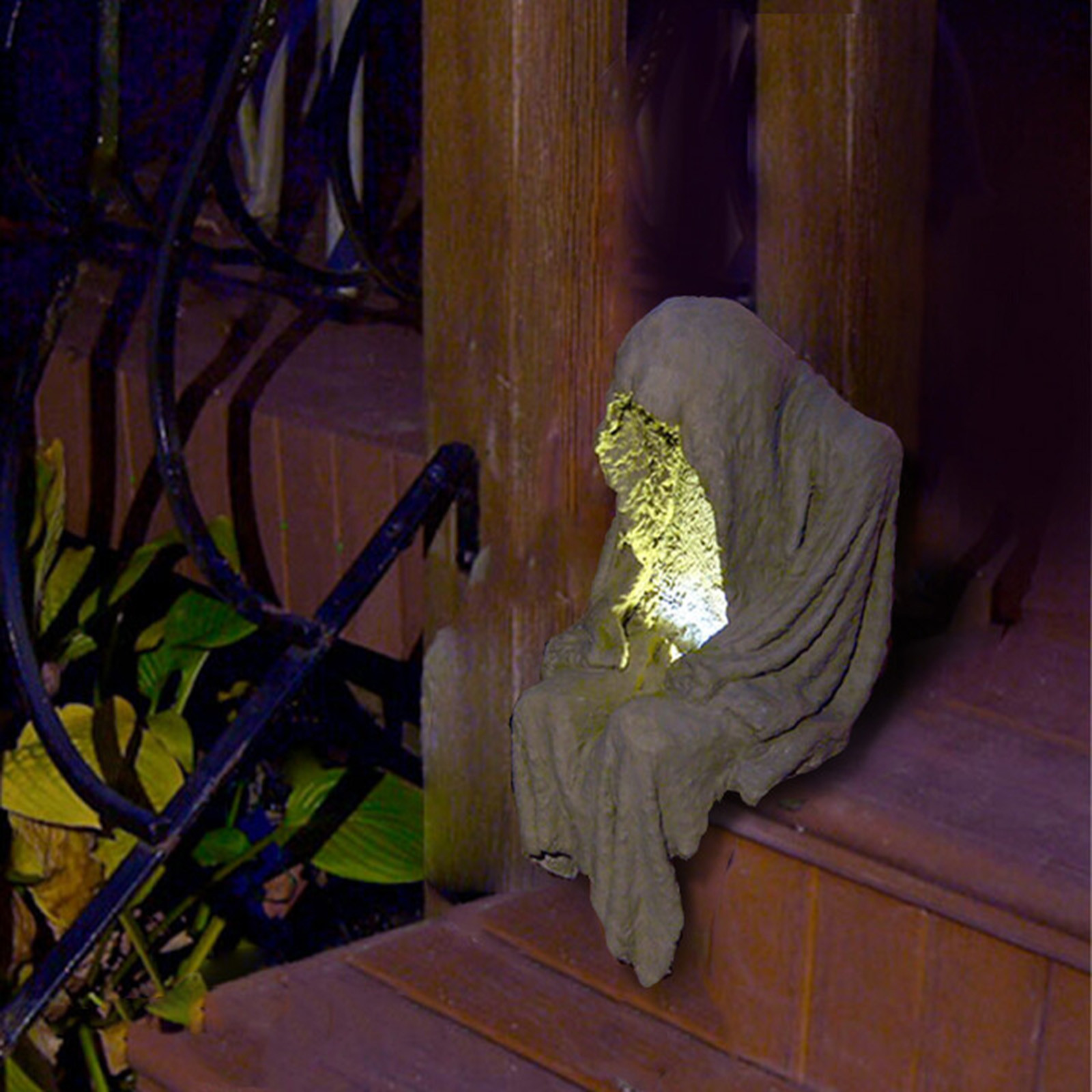 الساحرة الطاقة الشمسية مصباح ا - مراجعة Smart Garden Spotlights وسعره